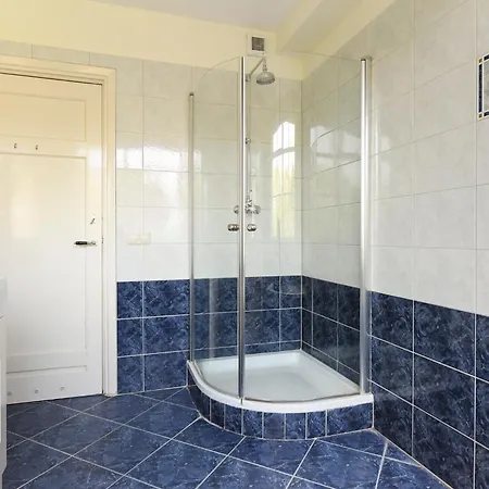 Gasthuis Luxury In Quiet Neighbourhood Near *