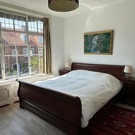Gasthuis Luxury In Quiet Neighbourhood Near