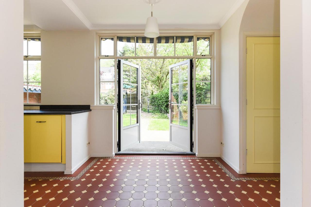 Luxury In Quiet Neighbourhood Near